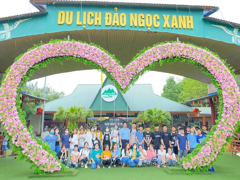 dao-ngoc-xanh-4